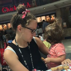 Meet your Posher, Katie